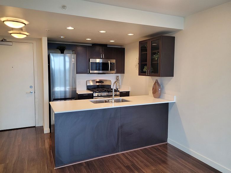 719 4818 Eldorado Mews