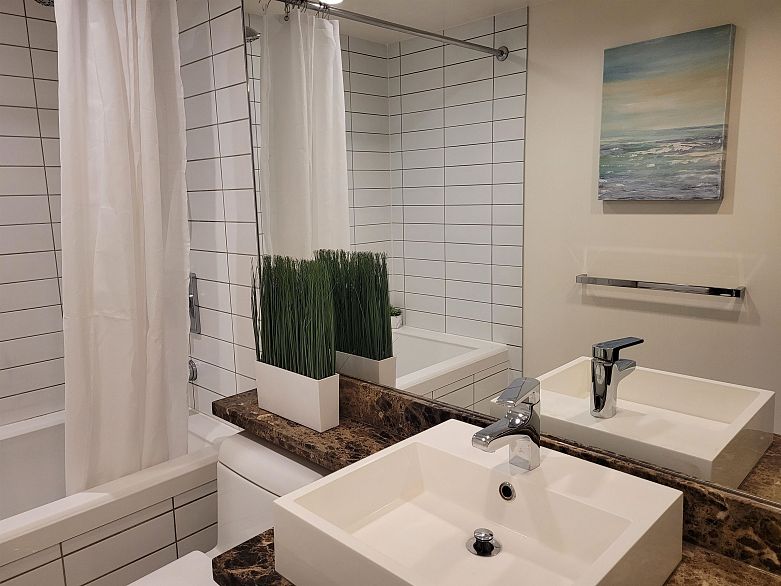 719 4818 Eldorado Mews