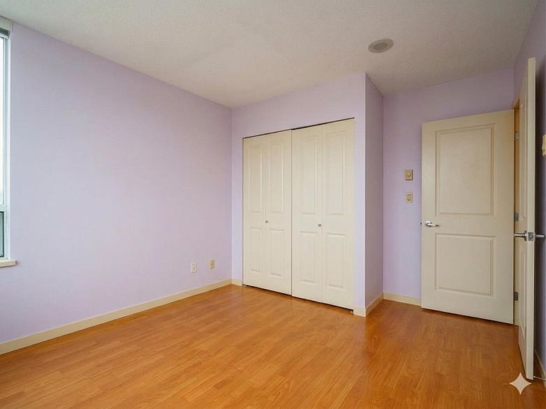 2409 3663 Crowley Drive