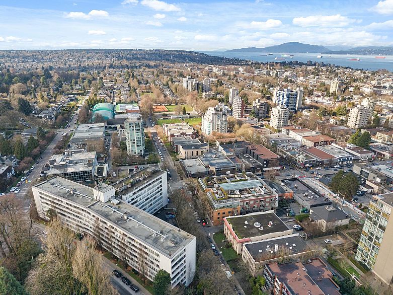 320 1445 Marpole Avenue