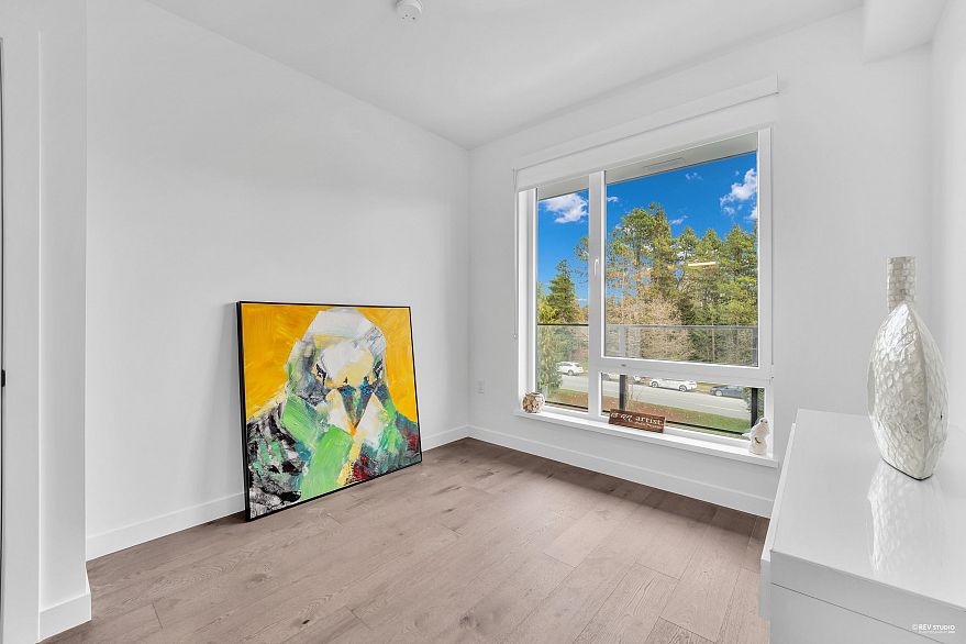 305 6859 Cambie Street