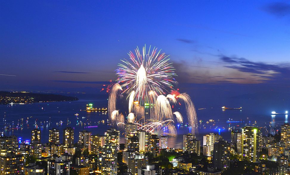 5104 1128 W Georgia Street