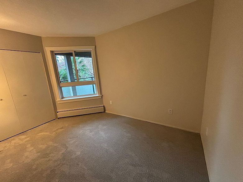 205 1750 Maple Street