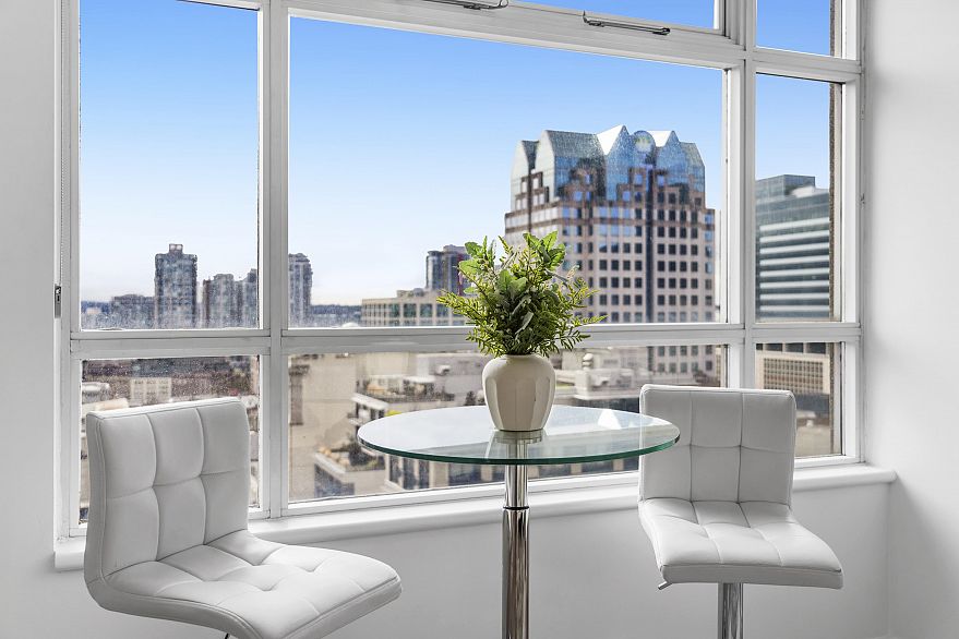 1709 438 Seymour Street