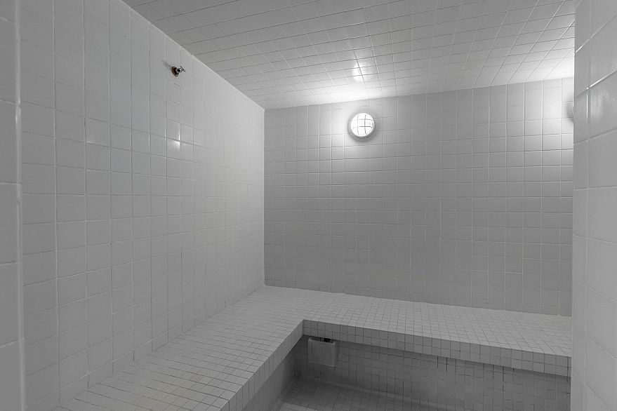 306 928 Beatty Street