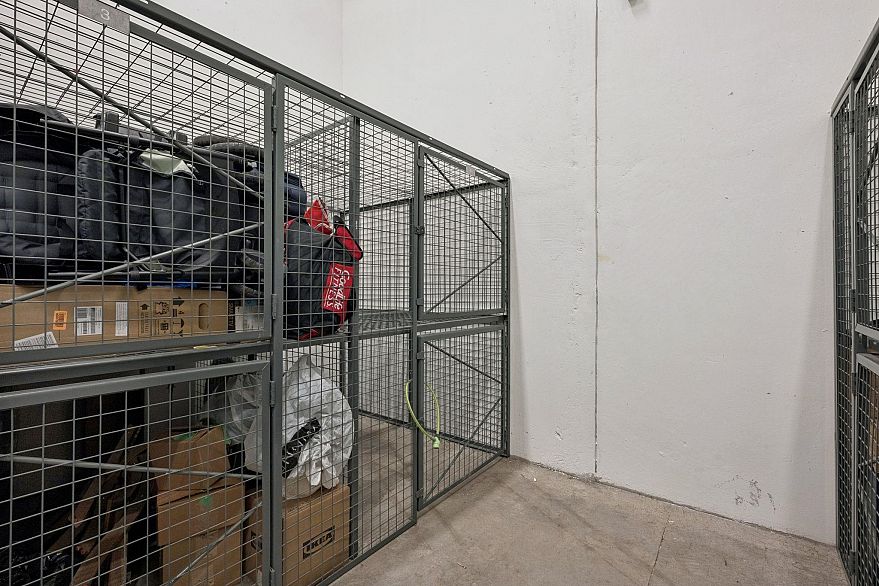 410 528 W King Edward Avenue