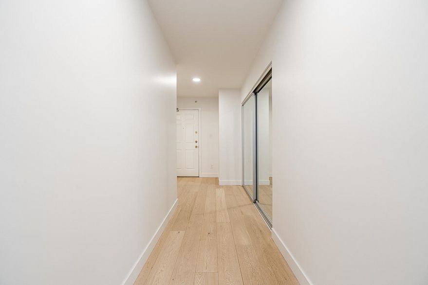 403 1188 Quebec Street