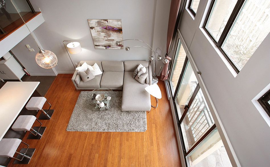 511 22 E Cordova Street