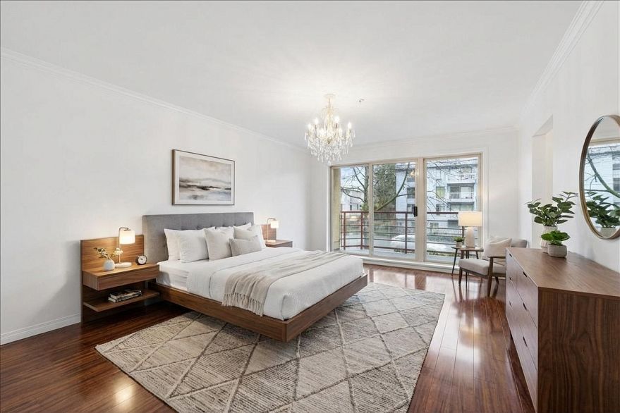 201 3290 W 4th Avenue