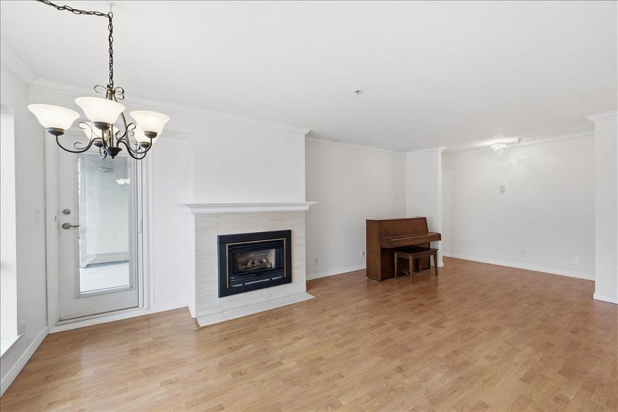 201 3290 W 4th Avenue