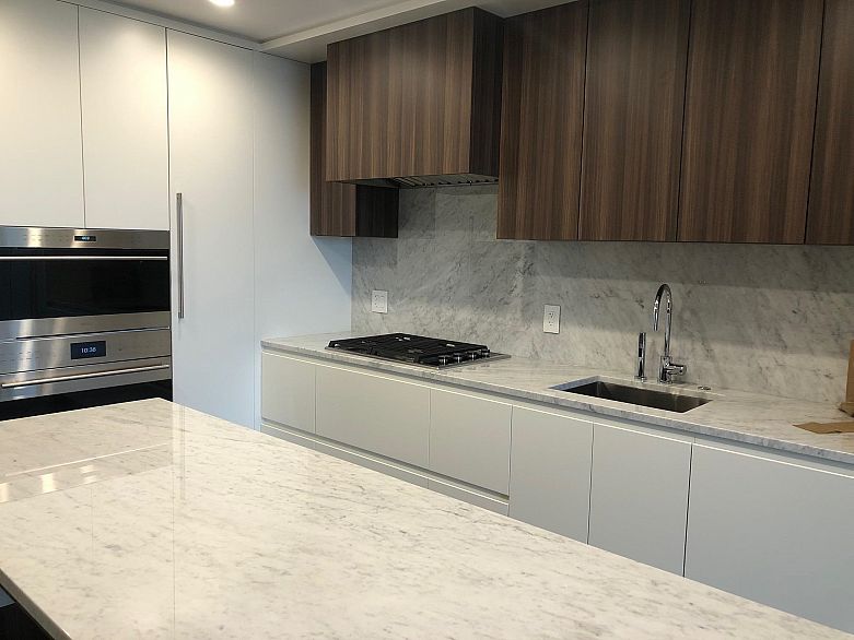 1601 7418 Paulson Street