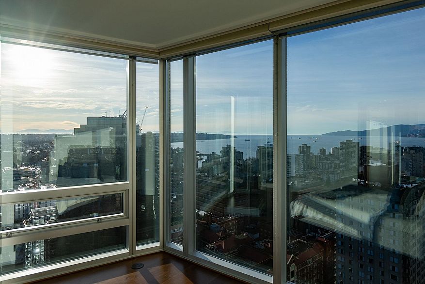 3404 938 Nelson Street