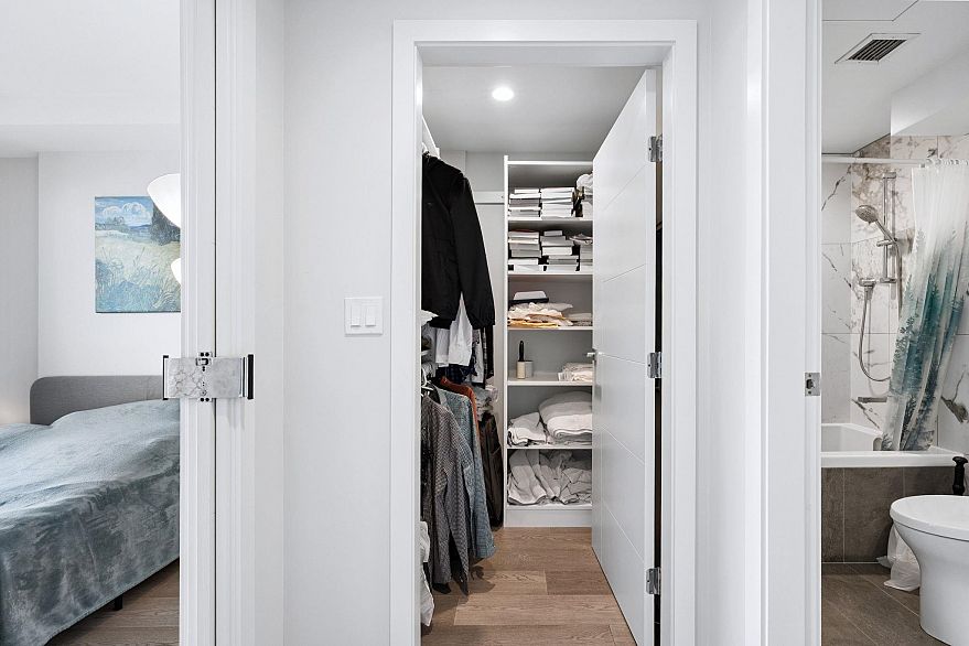 410 528 W King Edward Avenue