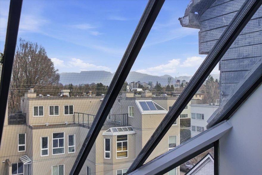 PH11 2125 York Avenue