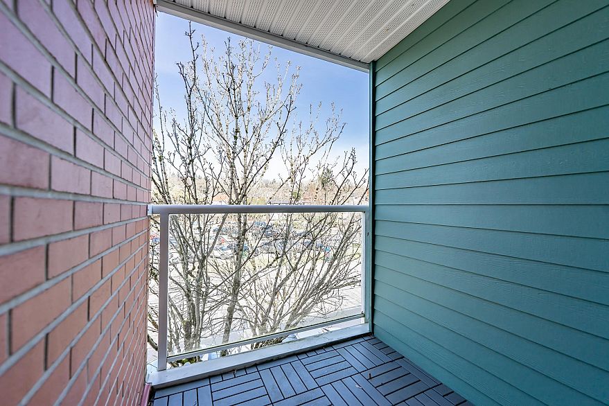 310 5723 Collingwood Street