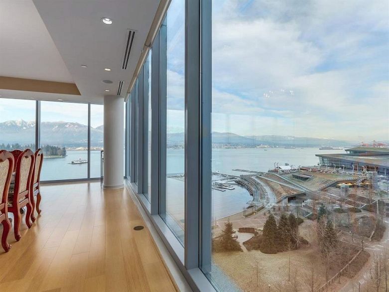 1202 1169 W Cordova Street