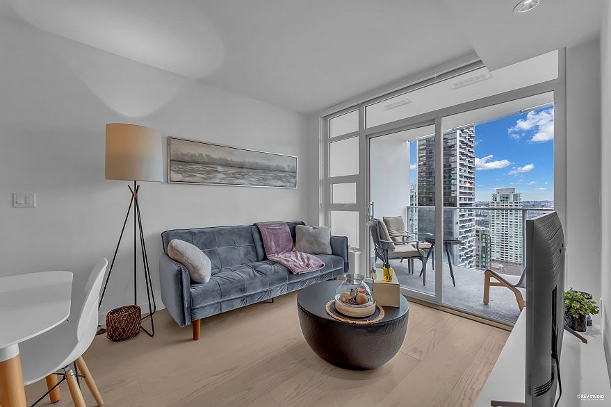 2212 1289 Hornby Street