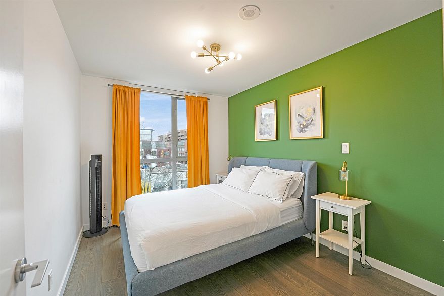 608 189 Keefer Street