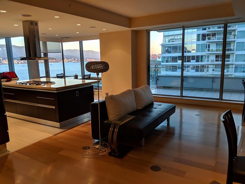 1202 1169 W Cordova Street