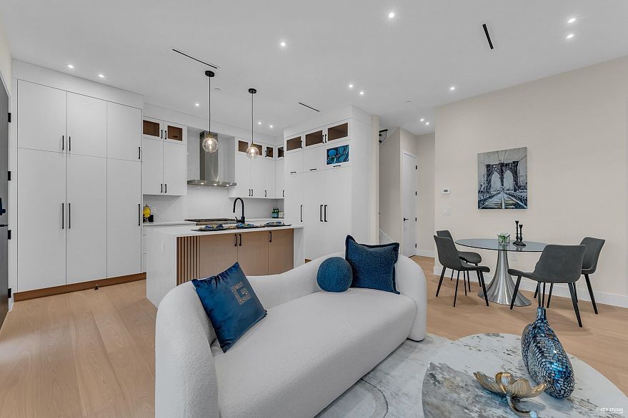 1 4150 W 14th Avenue