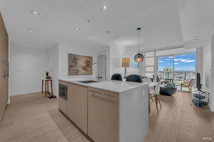 2212 1289 Hornby Street