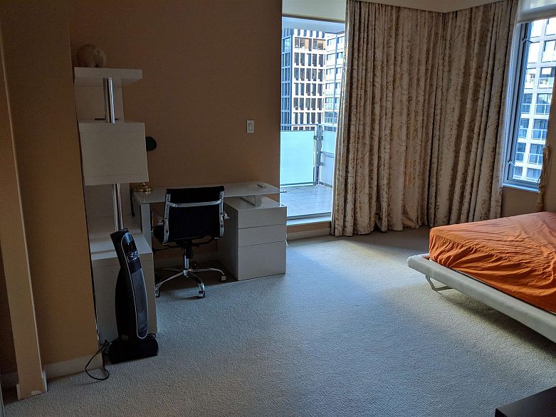 1202 1169 W Cordova Street