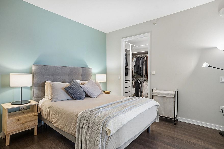 102 128 Athletes Way