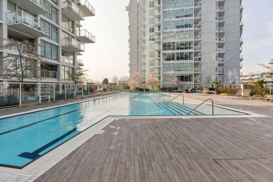 328 2220 Kingsway Street