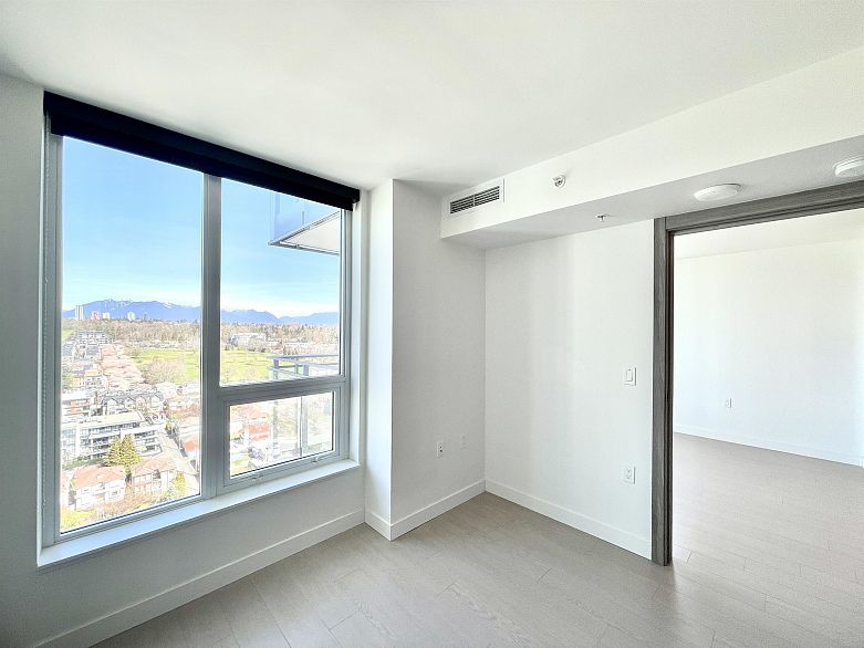 2708 455 SW Marine Drive