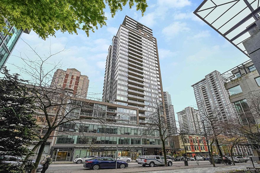 2407 888 Homer Street