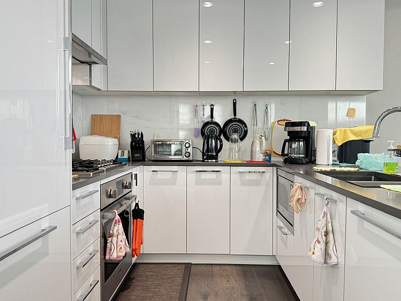 501 3487 Binning Road