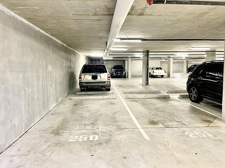 2708 455 SW Marine Drive