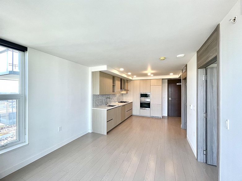 2708 455 SW Marine Drive