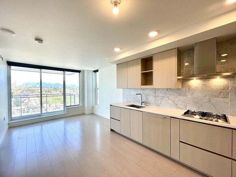 2708 455 SW Marine Drive