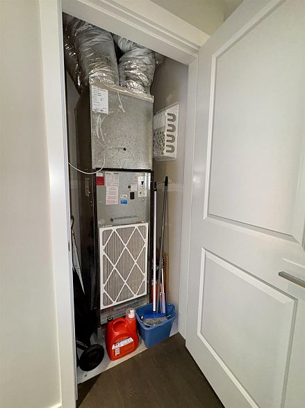 501 3487 Binning Road