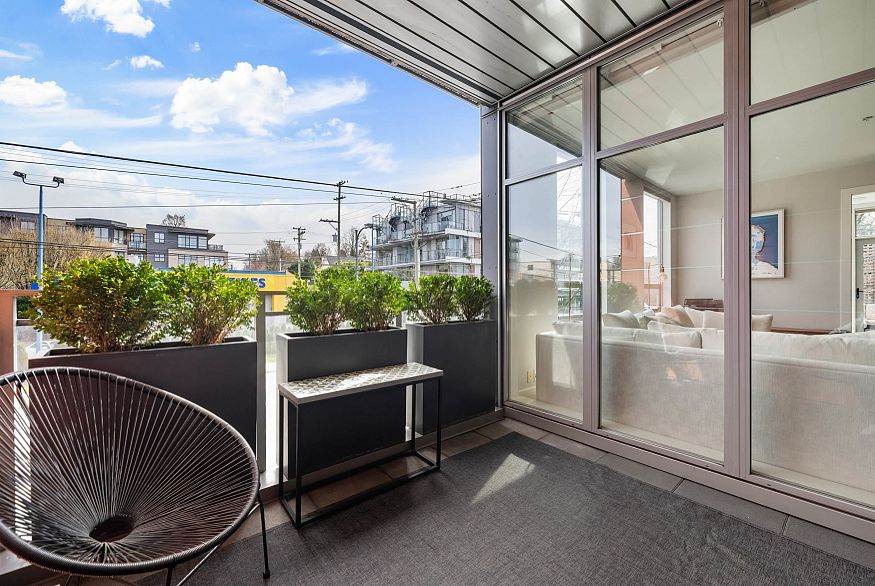 204 2108 W 12th Avenue