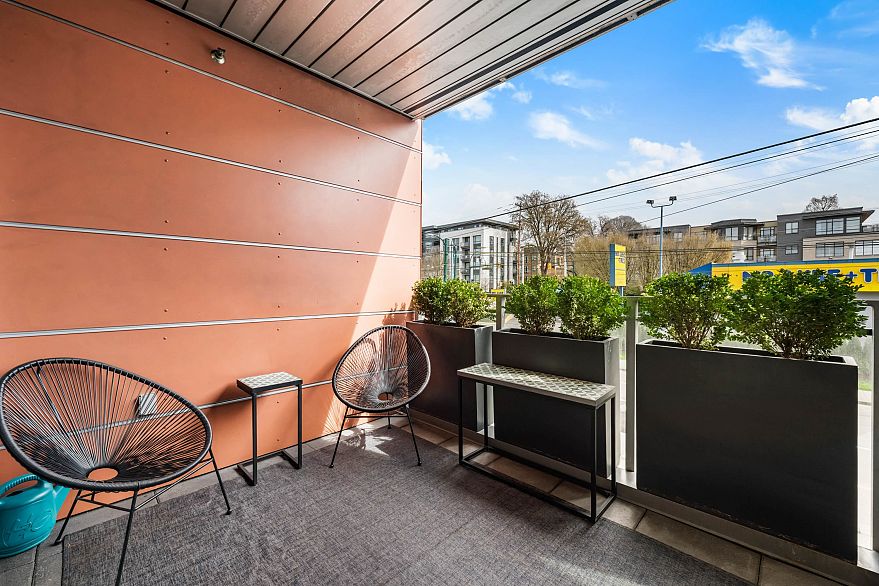 204 2108 W 12th Avenue