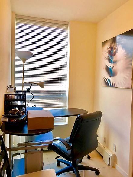 613 1887 Crowe Street