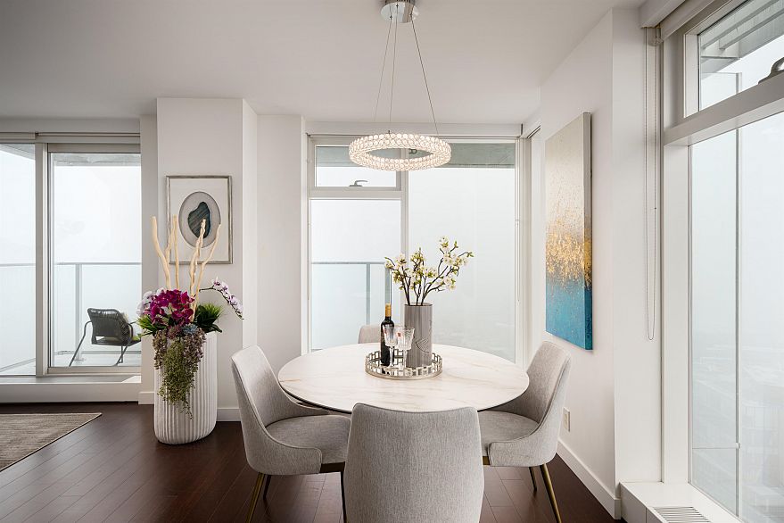 4607 777 Richards Street