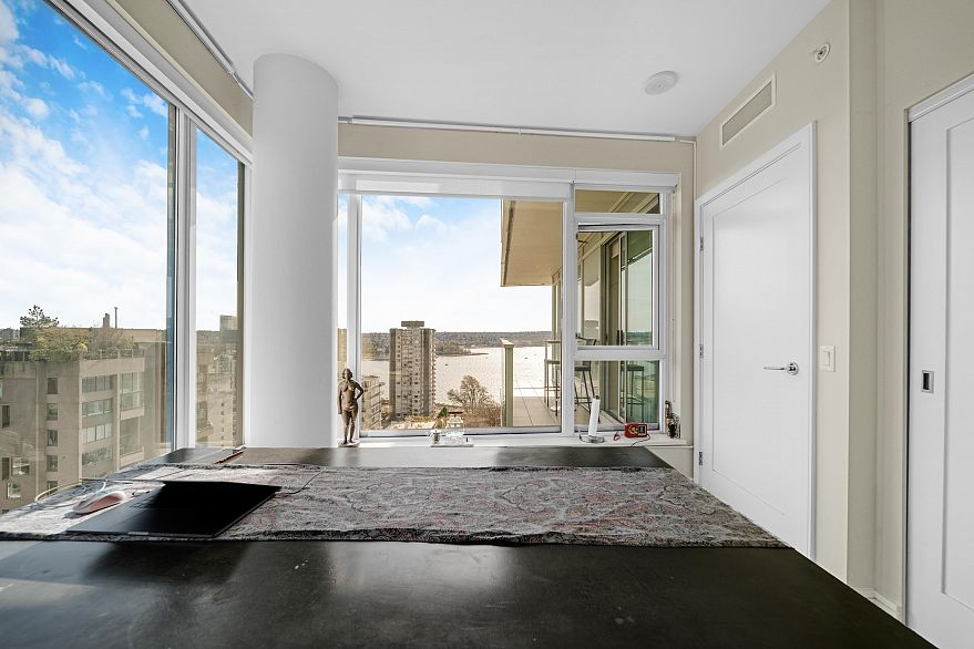 1804 1221 Bidwell Street