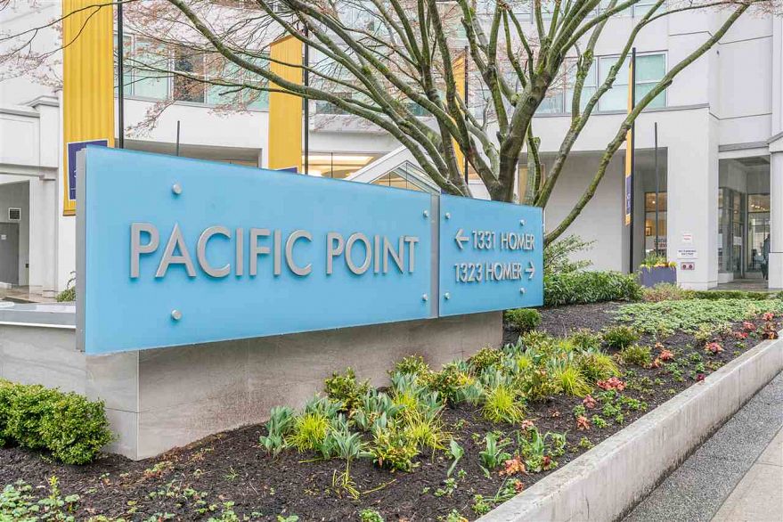 1404 1323 Homer Street