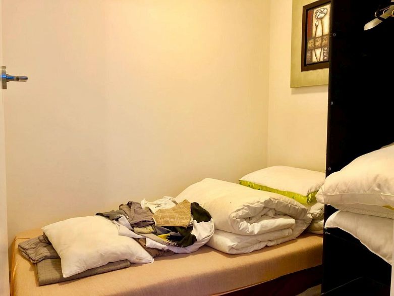 613 1887 Crowe Street