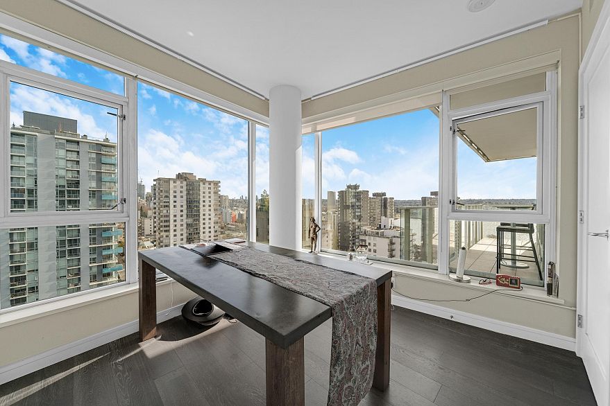 1804 1221 Bidwell Street