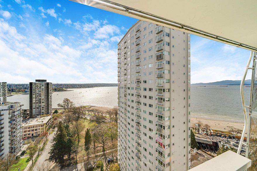 1804 1221 Bidwell Street