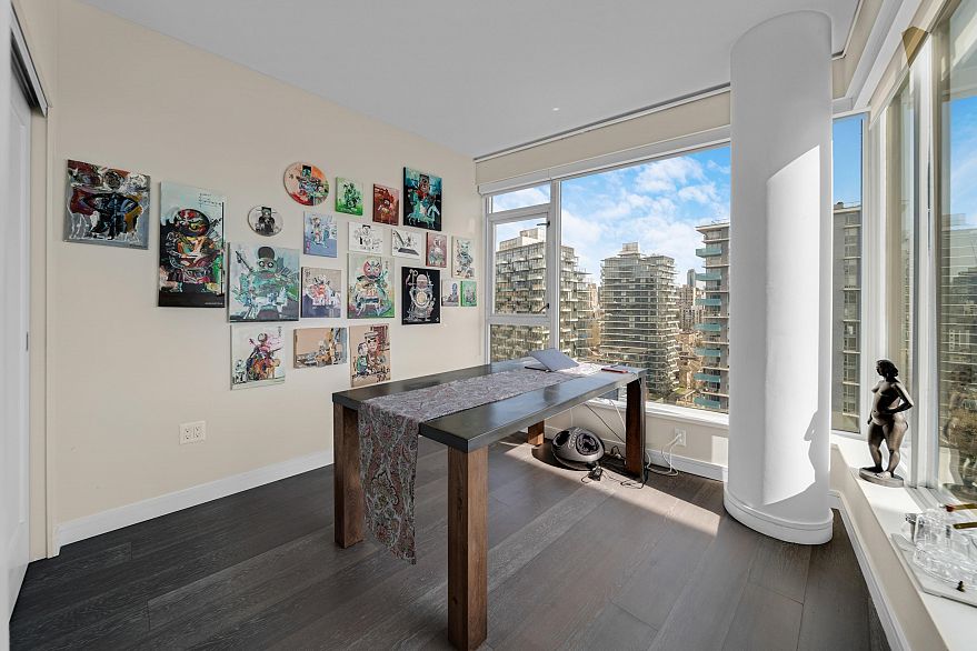 1804 1221 Bidwell Street