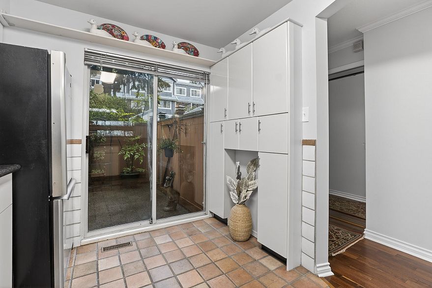 8489 Nanaimo Street