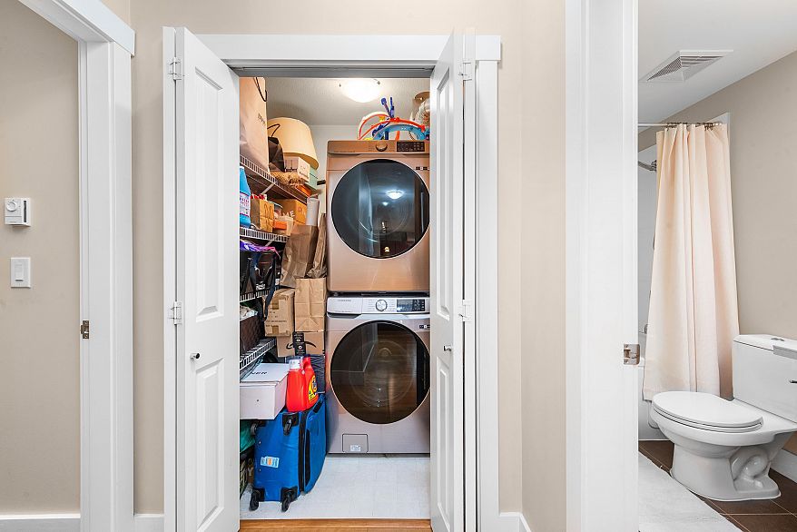 202 6268 Eagles Drive