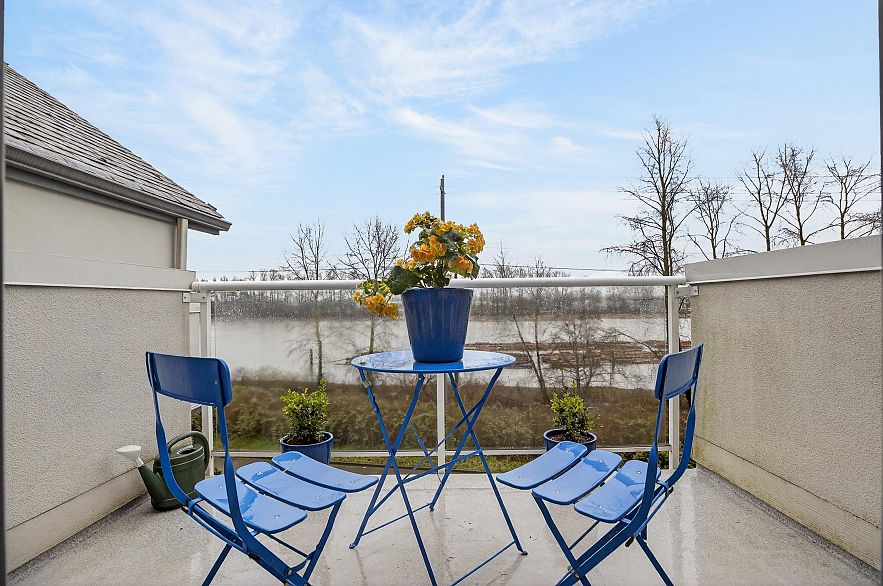 8489 Nanaimo Street