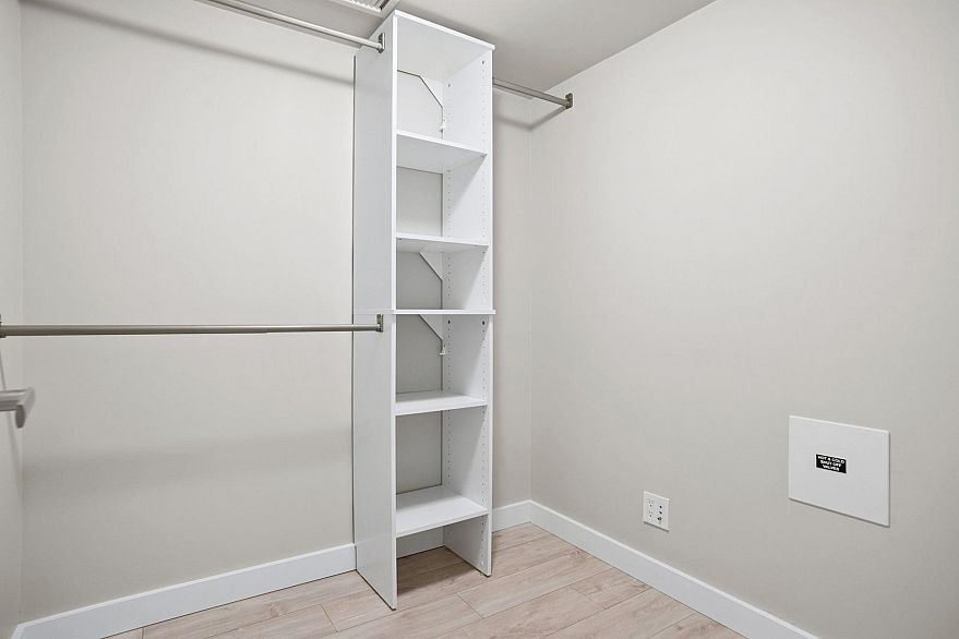 715 1618 Quebec Street