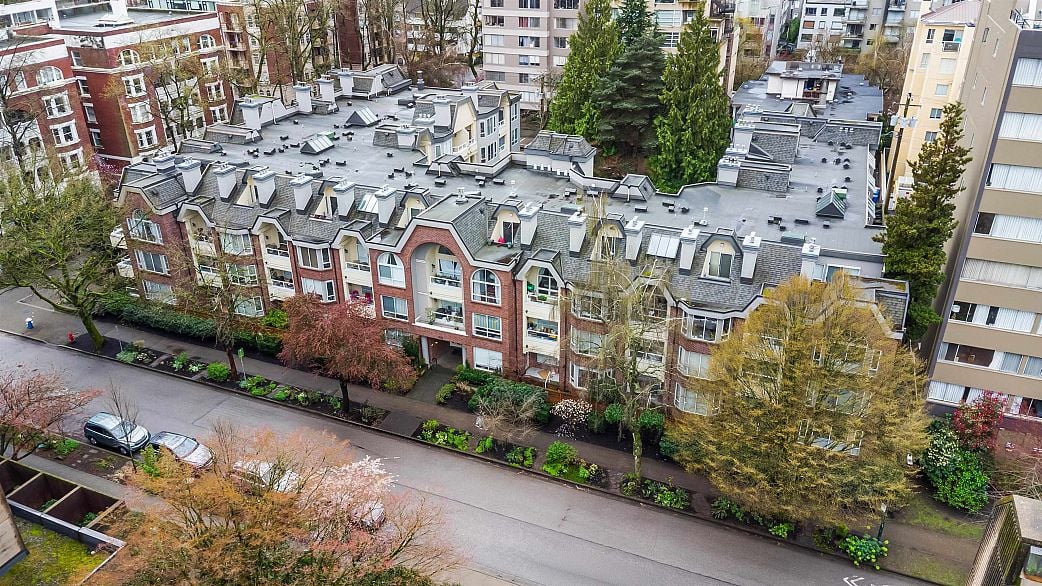 407 1230 Haro Street